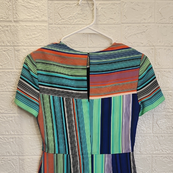 Diane Von Furstenberg Multi-Stripe Short Sleeve Mini Dress - Picture 8 of 10